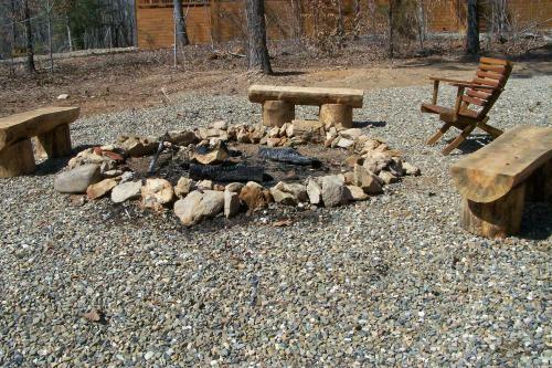 Lucky Duck Lodge Broken Bow Cabin