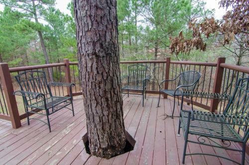 Mountain Breeze Cabin Broken Bow Cabin