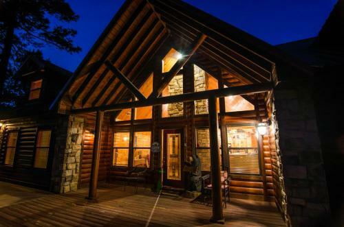 Mountain Breeze Cabin Broken Bow Cabin