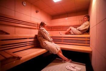 Hotel �telia