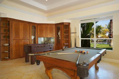 Villa Tropical Island