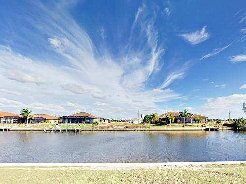 Brand-new Cape Coral Canal Home Home