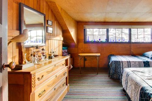 Historic Haystack Cabin