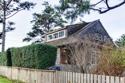 Historic Haystack Cabin