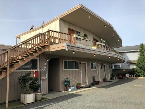 Hotel Webb's Scenic Surf