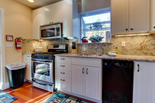 Ecola Park Cottage