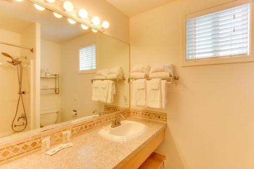 Sandals Inn | Oceanside Cabana