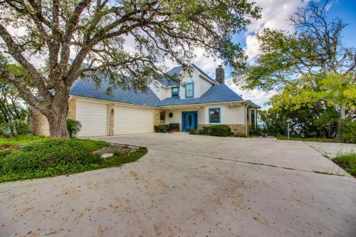 Maverick Mountaintop Retreat