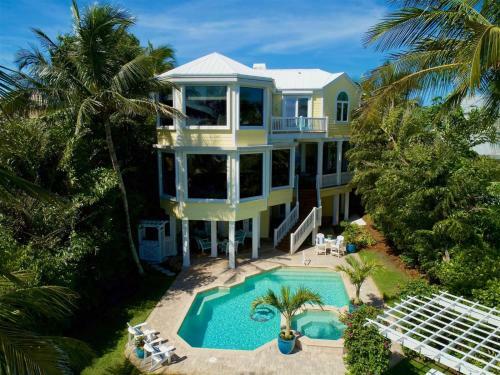 Captiva Estate