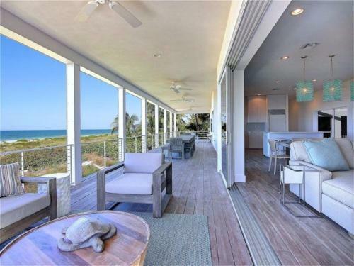 Captiva Rd Home 16500
