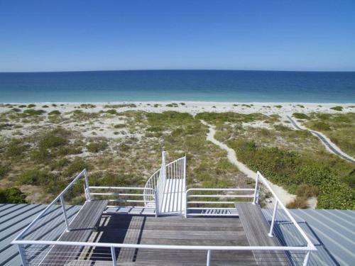 Captiva Rd Home 16500