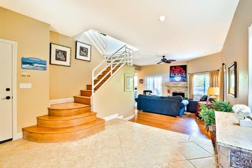 #150 - Coastal Beauty Three-bedroom Holiday Home