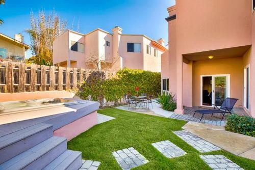 #150 - Coastal Beauty Three-bedroom Holiday Home