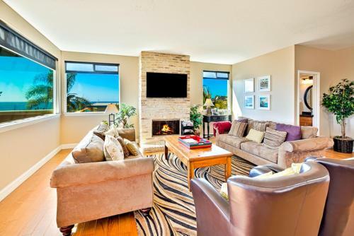 #150 - Coastal Beauty Three-bedroom Holiday Home