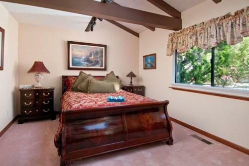 The Last Resort - Four Bedroom Home - 3123