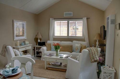 Sea Shell Guest Cottage - One Bedroom Cottage - 3264