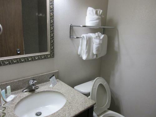 Charleston Grand Hotel