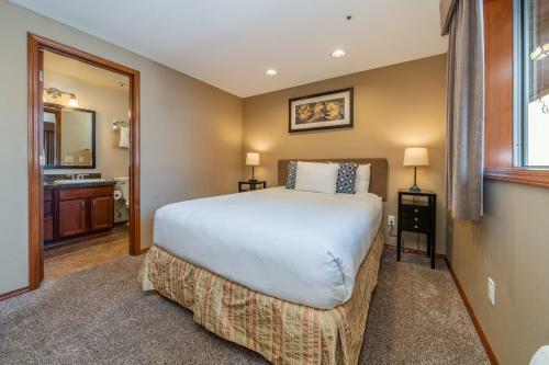 Grandview Lake View 304