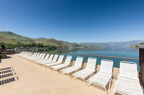 Grandview Lake View 404
