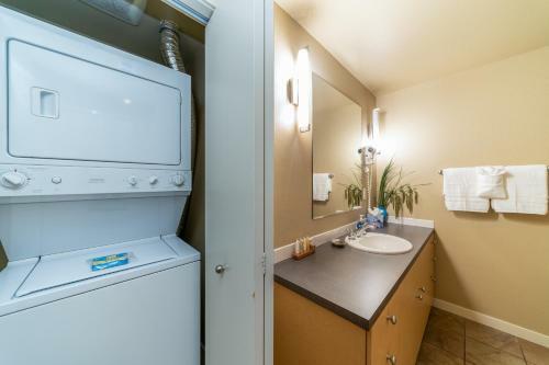 Chelan Resort Suites #106