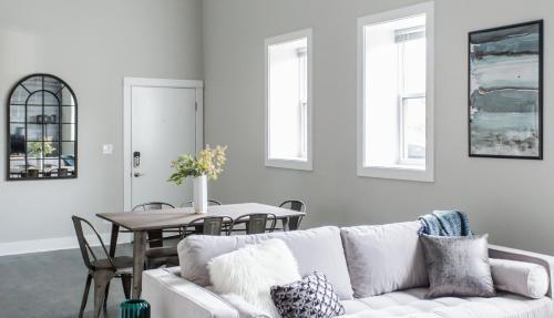 Apartamento Five-bedroom On W Ohio Street Apt 1f