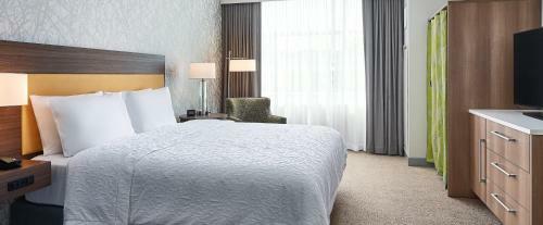 Hotel Home2 Suites By Hilton Chicago Mccormick Place