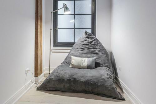 Apartamento Spacious & Private 3 Bdr Luxury Condo In Downtown!
