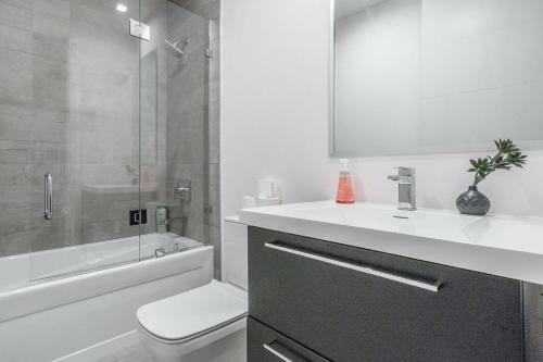 Apartamento Spacious & Private 3 Bdr Luxury Condo In Downtown!