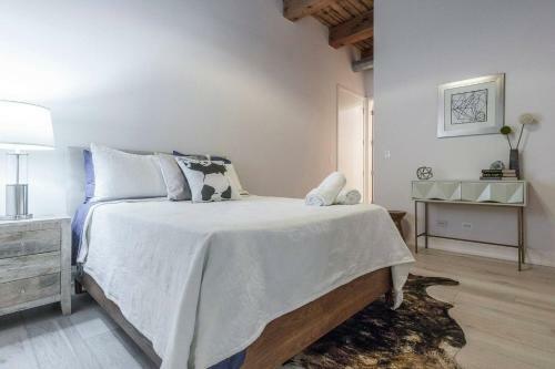 Apartamento Spacious & Private 3 Bdr Luxury Condo In Downtown!