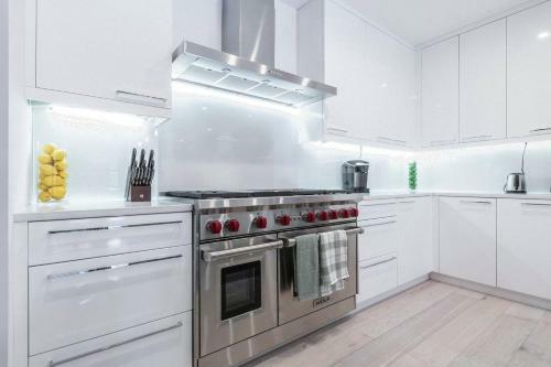 Apartamento Spacious & Private 3 Bdr Luxury Condo In Downtown!