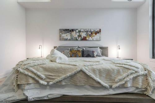 Apartamento Spacious & Private 3 Bdr Luxury Condo In Downtown!