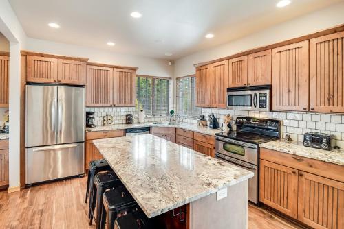 Granite Creek Estate