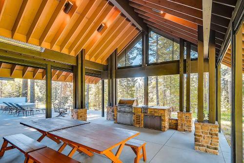 Pine Ridge Estate