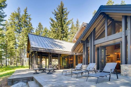 Pine Ridge Estate