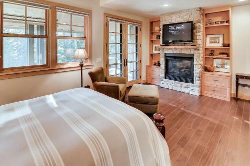Pine Ridge Estate