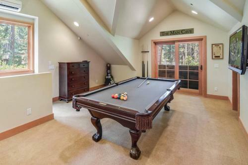 Pine Ridge Estate