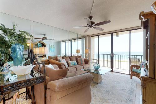 Apartamento Lighthouse Towers Condominium