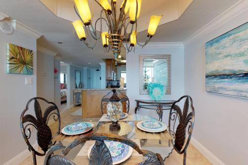 Apartamento Lighthouse Towers Condominium