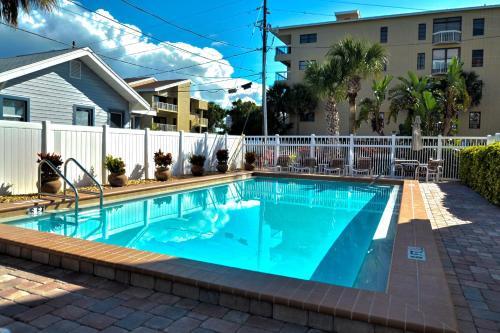 Apartamento Surfside Condos 202