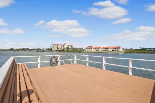 Water View On Indian Rocks Beach