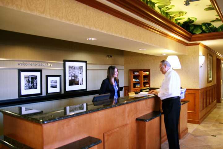 Hotel Hampton Inn Suite Lake City Fl