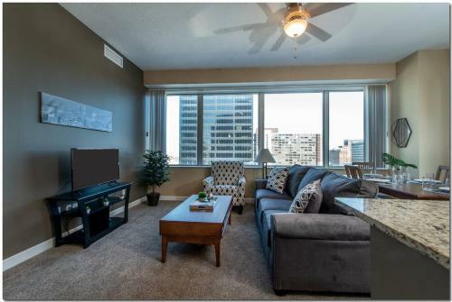 Apartamento Central & Spacious Downtown Gem