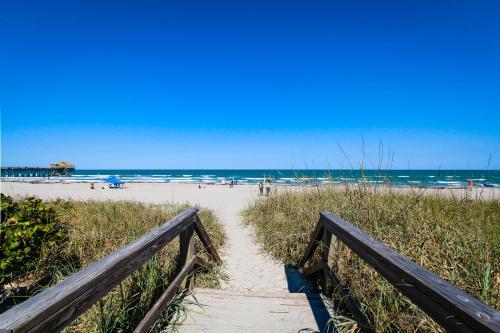 Apartamento Oceanfront Chateau #308