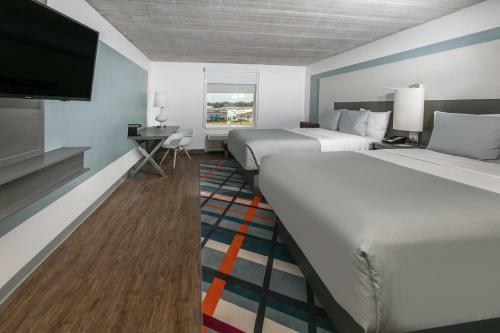 Hotel TRYP By Wyndham College Station