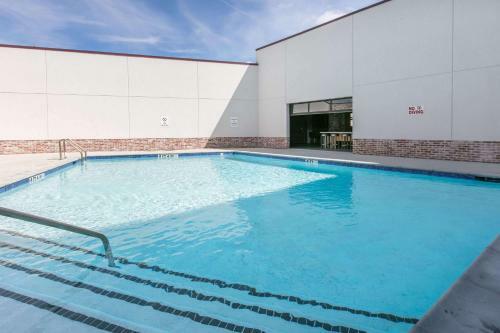 Hotel TRYP By Wyndham College Station