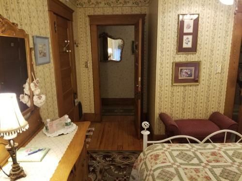Rose & Thistle Bed & Breakfast