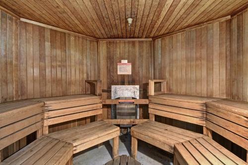 Apartamento Vs438 And 440h Village Square Condo