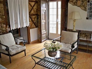 Alfama River Apartments