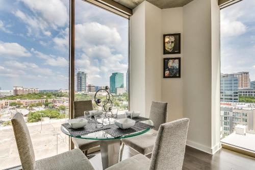 Apartamento Uptown Victory Park 1216