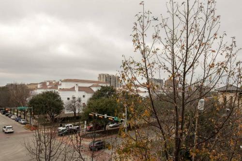 Apartamento Bright + Spacious | Parking @ West Village 2br